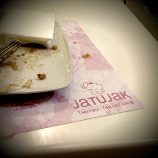 empty plate of pad thai